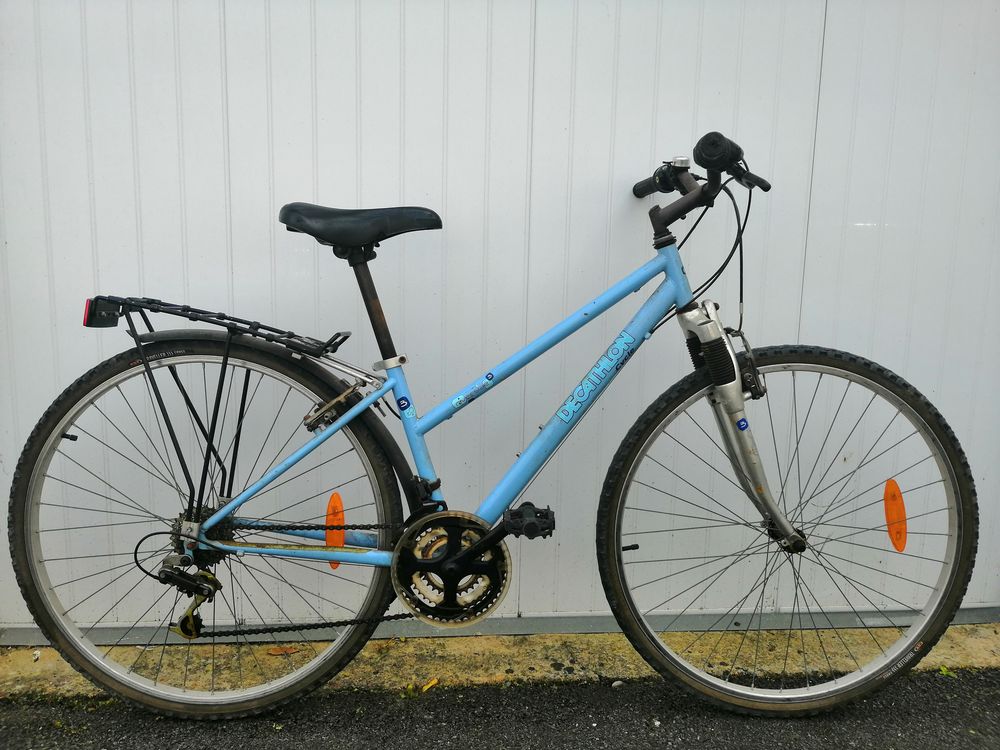 VTC 28 pouces D�cathlon Riverside 69 Challans (85)