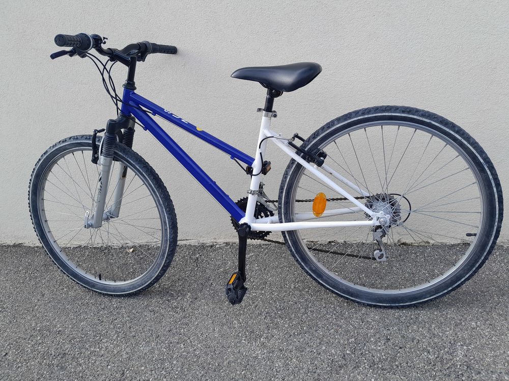 -vtc 26 pouces femme 'sun' bleu blanc--susp av -- 70 Marignane (13)