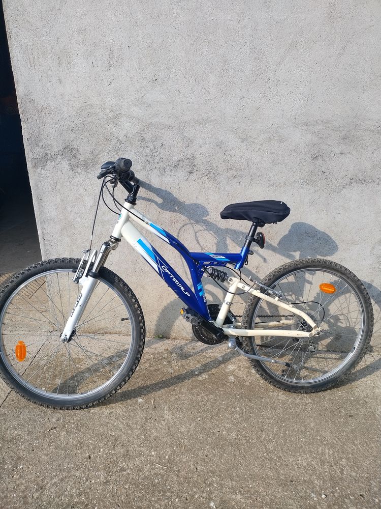 VTT 24 Pouces garcon achet� en 2011 pour stature 135cm/150cm 0 Haraucourt (54)