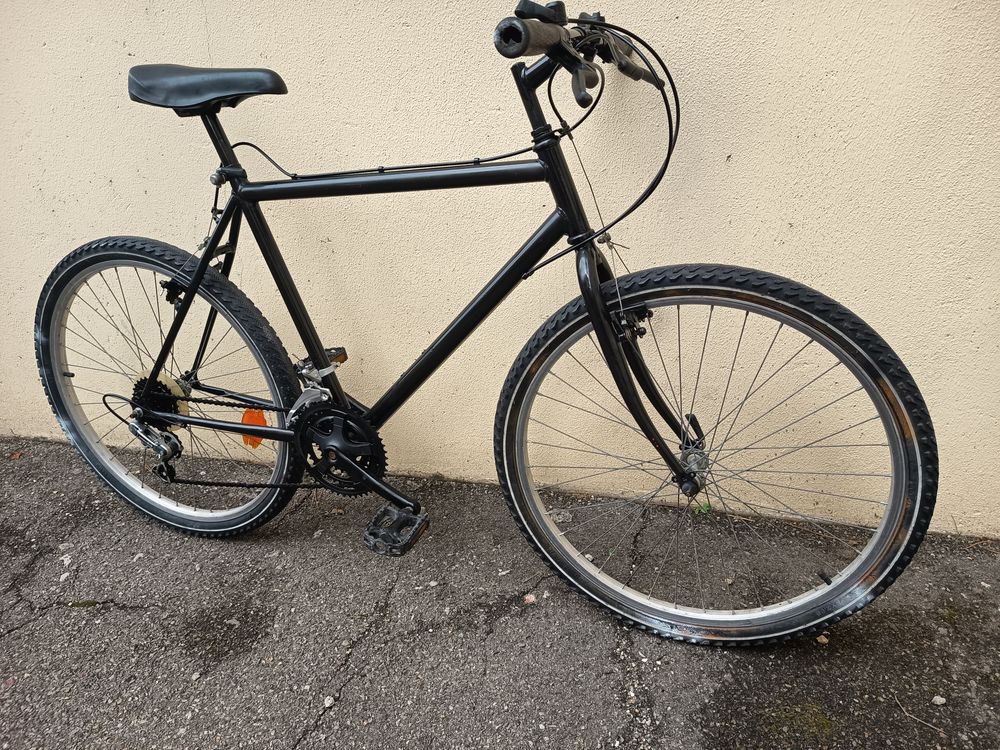 vtt 26 pouces  sun  noir metal 65 Marignane (13)