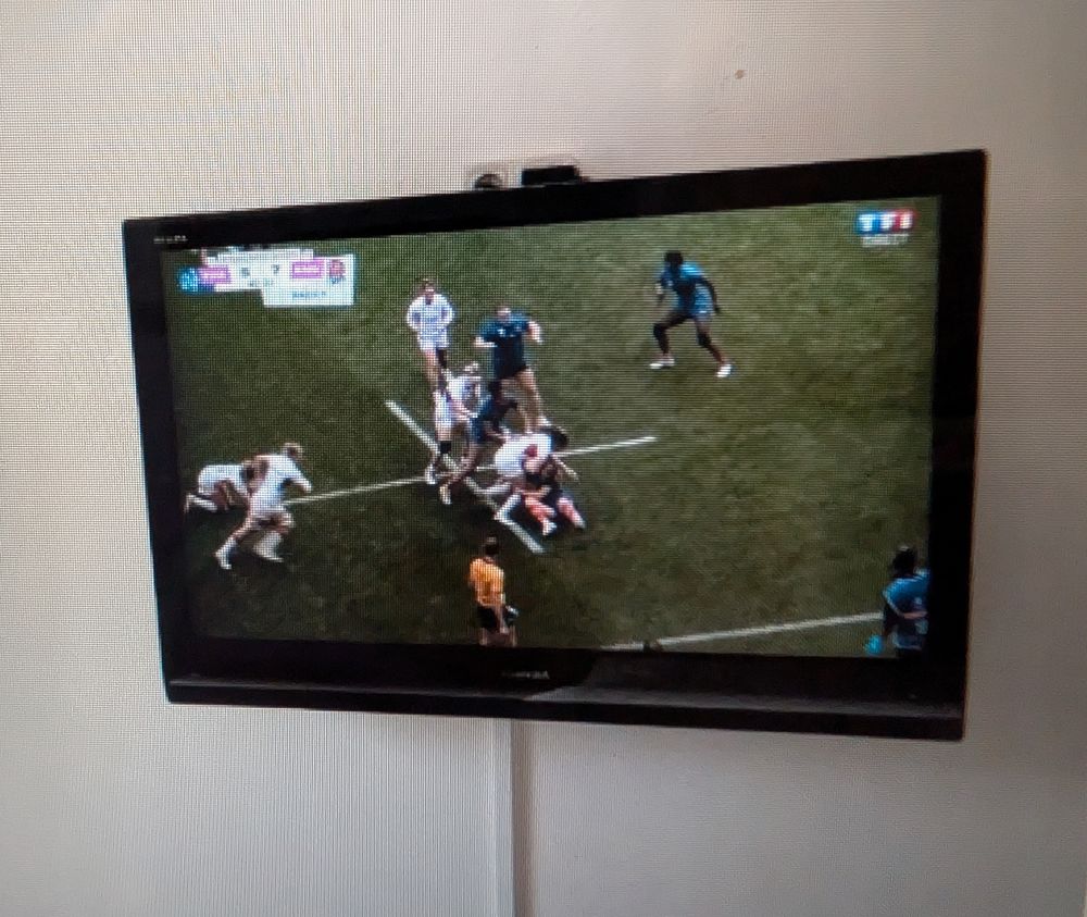 TV 37 pouces Toshiba 25 Fleury-les-Aubrais (45)