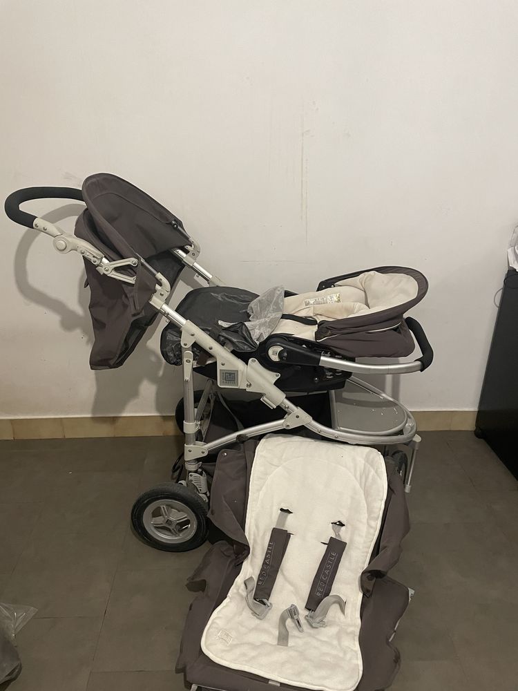 Poucette red castle 100 Tournon-sur-Rh�ne (07)