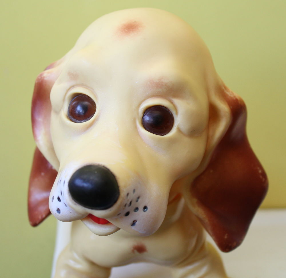 Pouet Chien vintage 60-70 marque FAMOSA (Espagne) 40 Issy-les-Moulineaux (92)