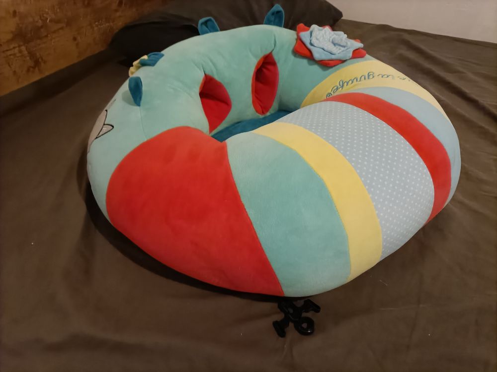 Pouf Sophie la girafe 20 N�mes (30)