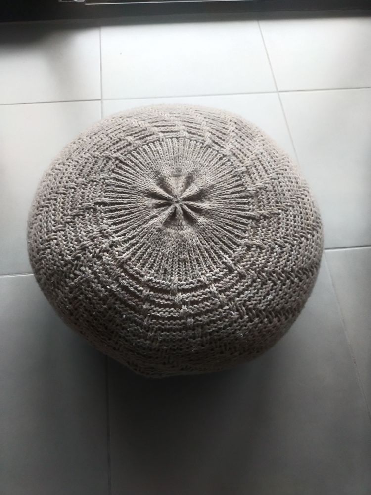 pouf 12 La Roche-sur-Yon (85)