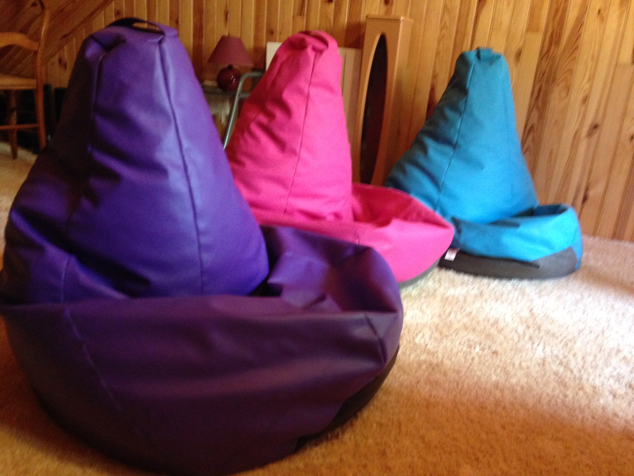 3 poufs poire 70 Chilleurs-aux-Bois (45)