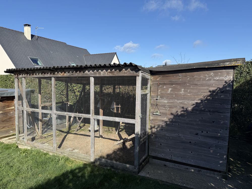 Poulailler et/ou voli�re 300 Bonchamp-l�s-Laval (53)