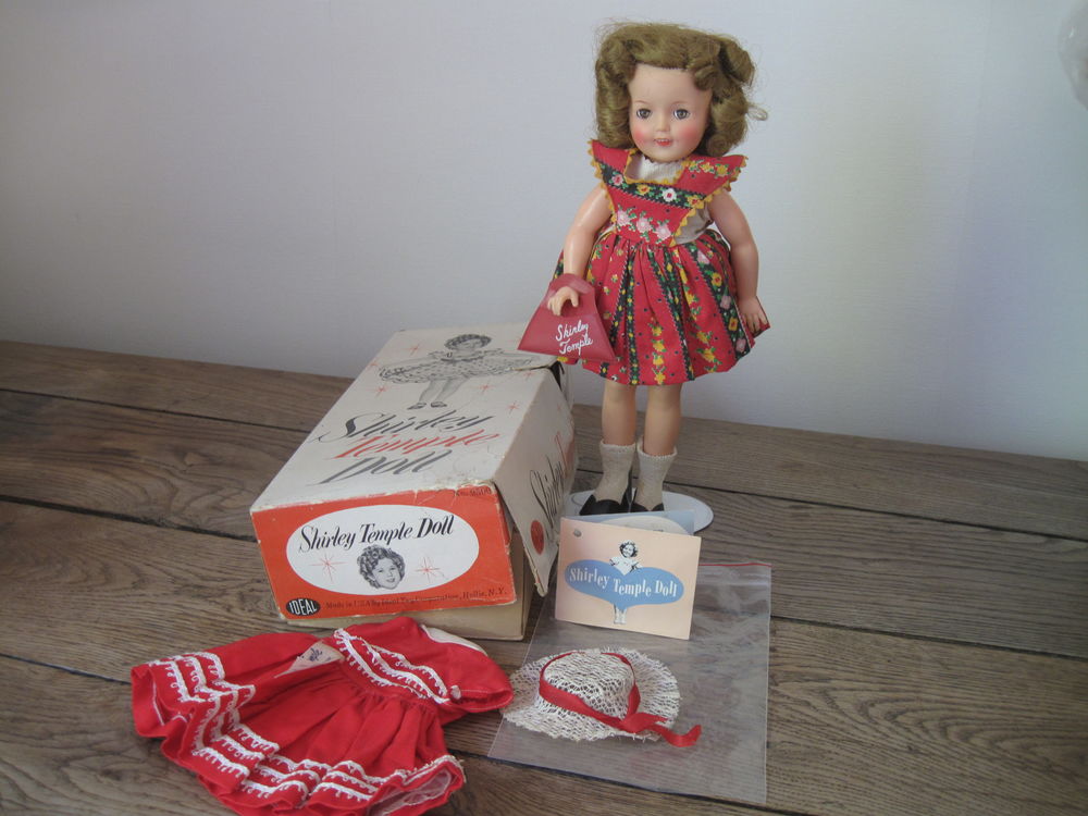 Poup�e ancienne Shirley Temple Doll Ideal 218 Beaubourg (77)