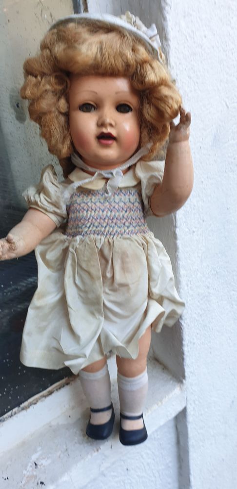 Poupee ancienne 80 Auribeau-sur-Siagne (06)