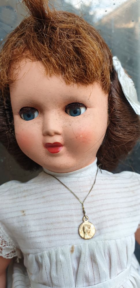 Poup�e ancienne 80 Auribeau-sur-Siagne (06)