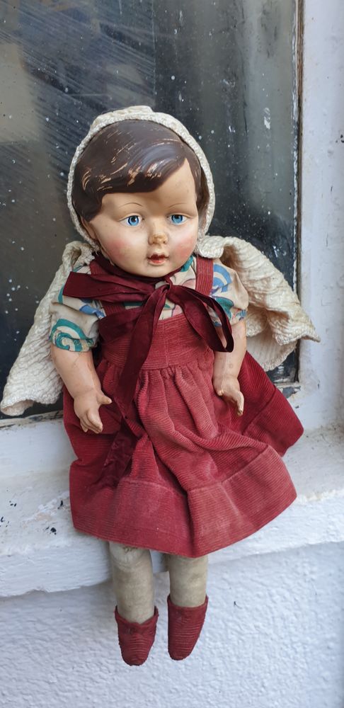 Poupee ancienne 100 Auribeau-sur-Siagne (06)