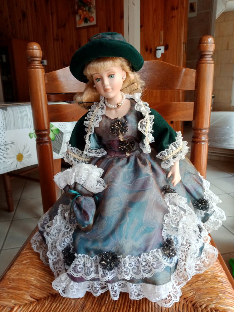  poup�e ancienne 16 Luc� (28)