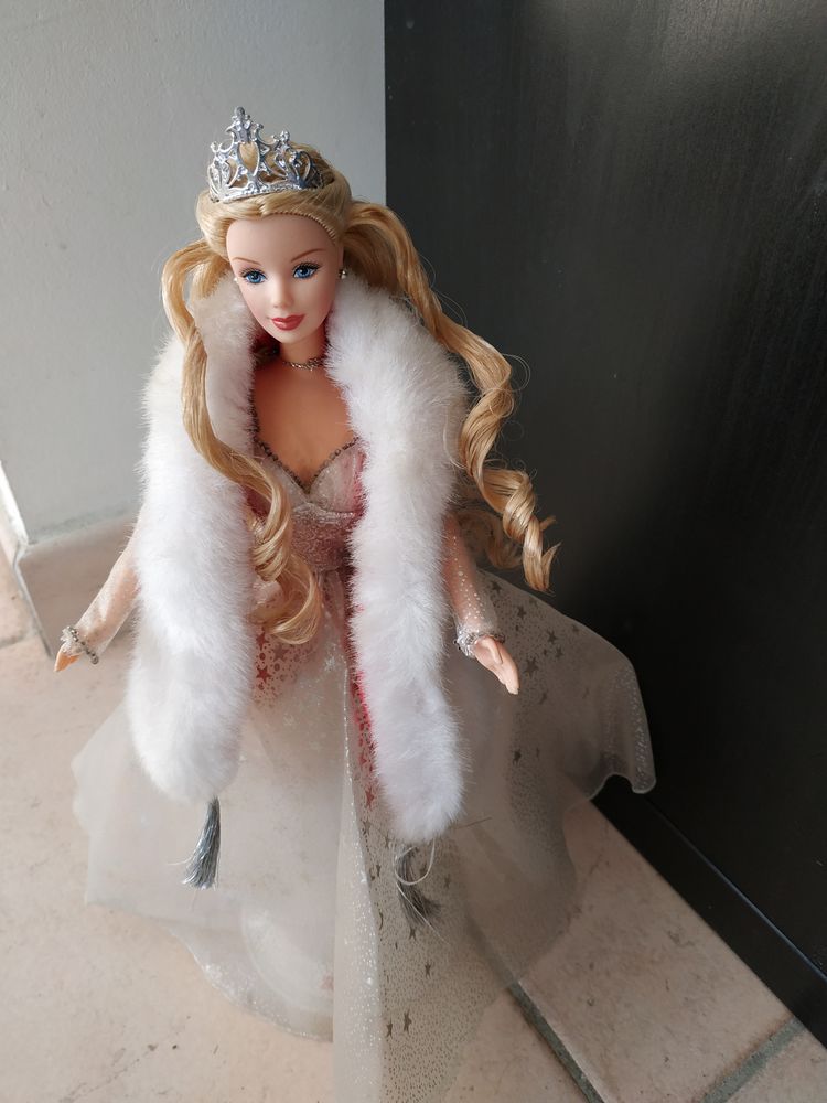 poup�e Barbie de collection 55 Saint-Jean-de-V�das (34)