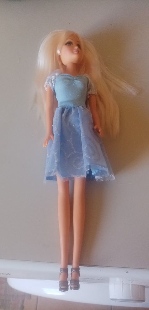 Poup�e barbie 2 Sainte-Gemme (81)