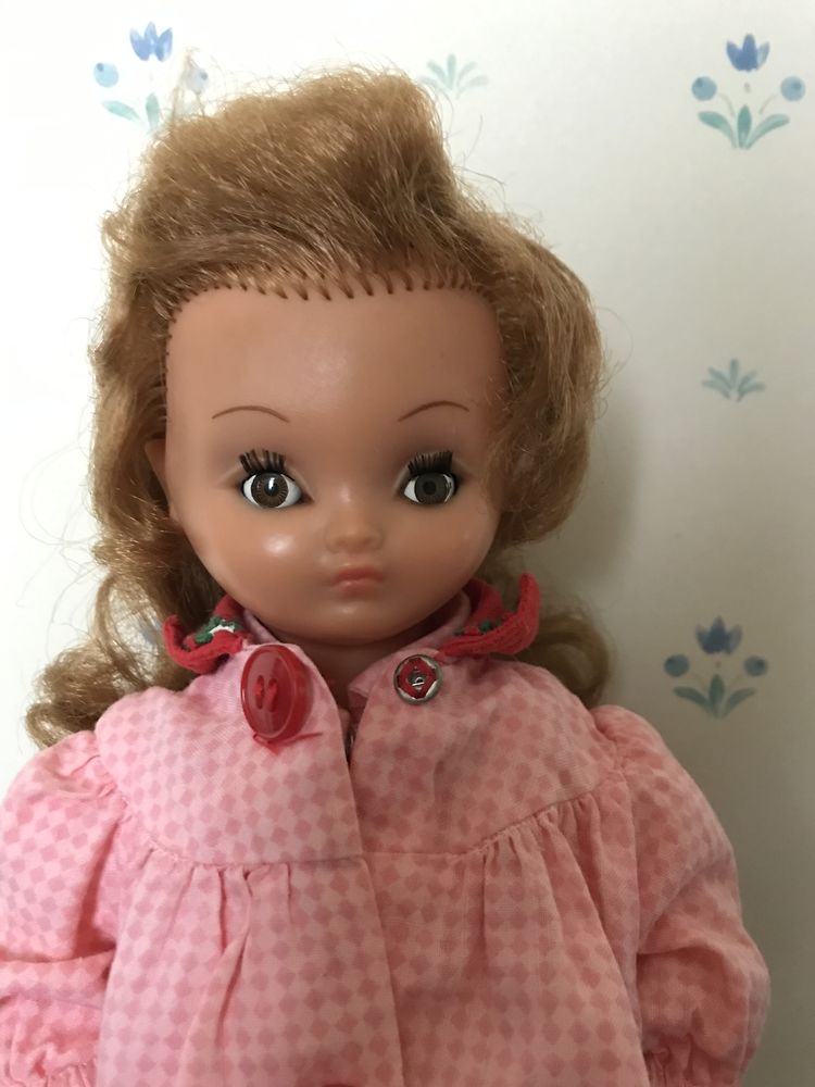 Poup�e Bella 28 cm 15 Vincennes (94)