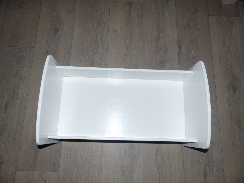 Lit de poup�e 62 cm en bois blanc 35 Valenciennes (59)