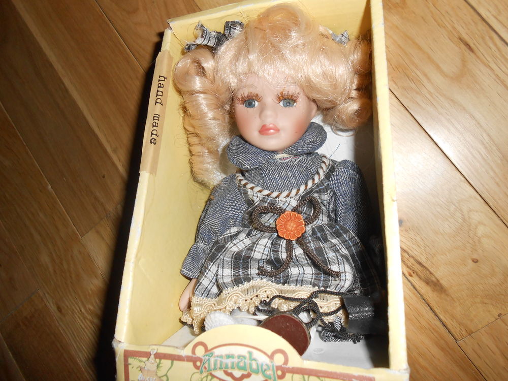 POUP�E DE COLLECTION ANCIENNE TBE 0 Aumale (76)