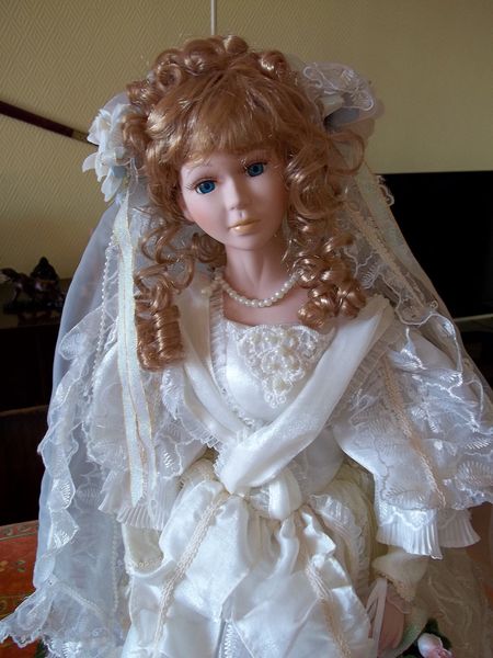 poup�e de collection, 8 L'Ha�-les-Roses (94)