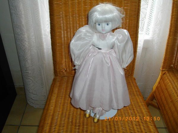 POUPEE DE COLLECTION 20 Perros-Guirec (22)