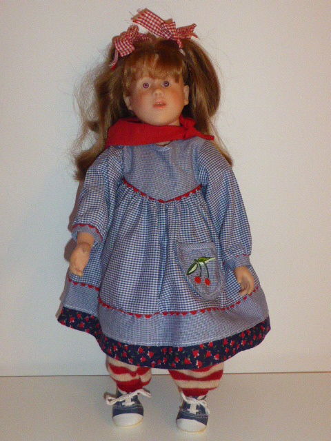 Poup�e Corolle Lili � la campagne Manou Ancelin 1998 90 Rueil-Malmaison (92)