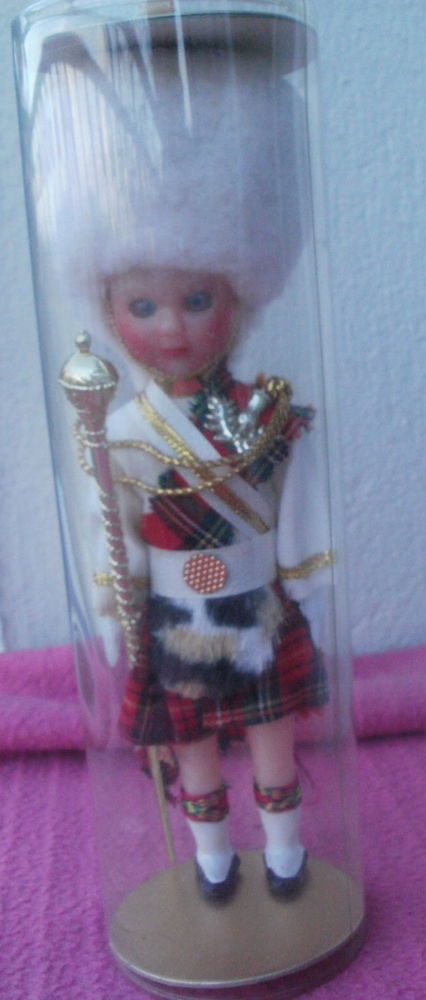Poupee folklorique de la garde �cossaisse, tambour major, vintage, ann�es 70 6 Montauban (82)