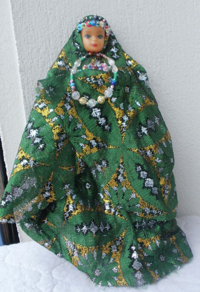 POUPEE FOLKLORIQUE ORIENTALE 5 Montauban (82)