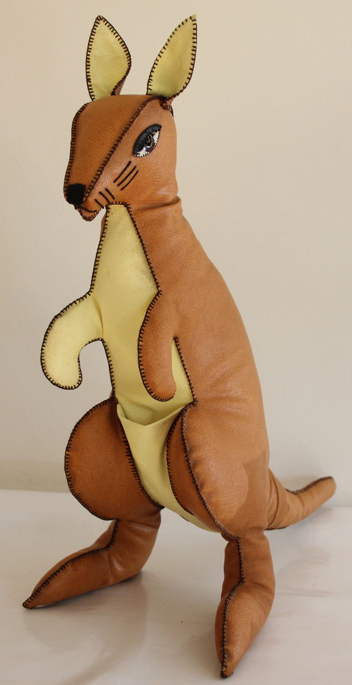 Poup�e kangourou Skippy Skine vinyle cousu main vintage 60 50 Issy-les-Moulineaux (92)