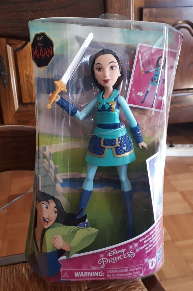 Poup�e NEUVE Mulan guerri�re Disney Princess 15 Villemomble (93)