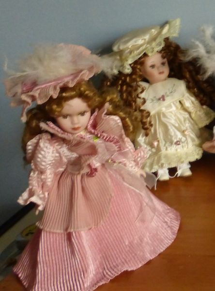 POUPEE � OFFRIR ou A COLLECTIONNER (4)neuve 8 Doussard (74)