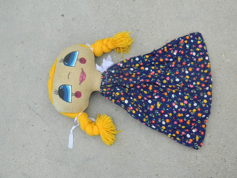 POUPEE PIJAMA - TRES BON ETAT 8 Englebelmer (80)