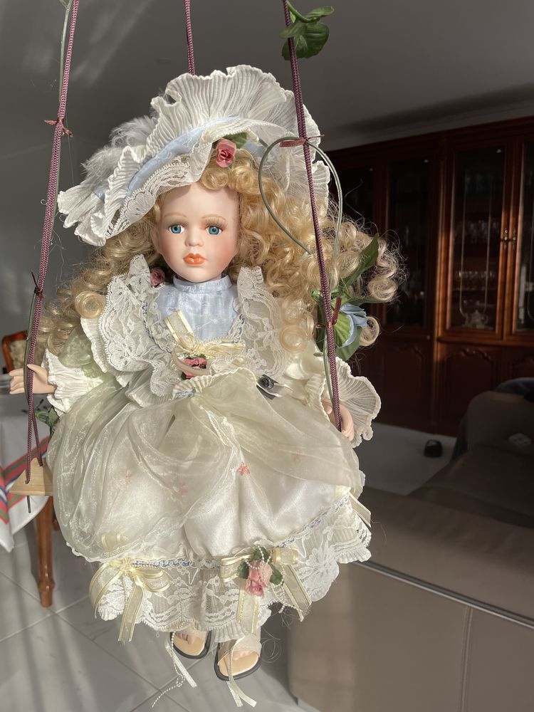 Poup�e Porcelaine 50 Chartres (28)