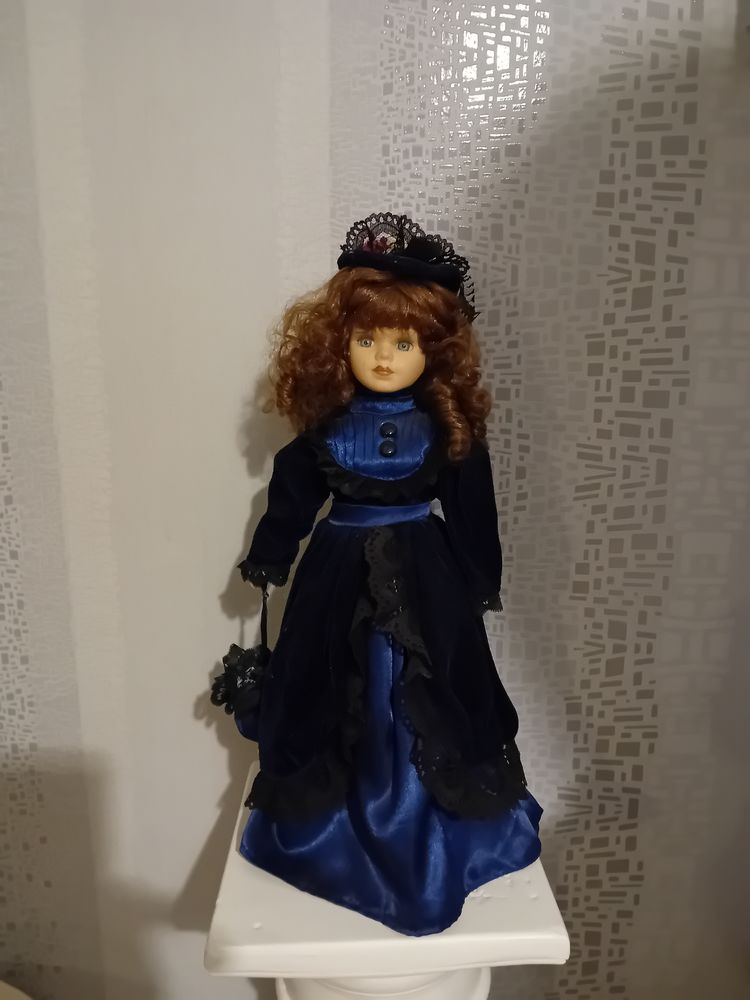 Lot de poup�e en porcelaine 40 M�ricourt (62)