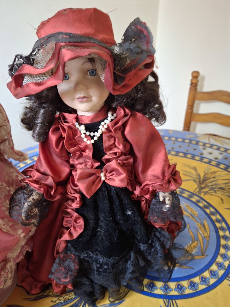 Poup�e t�te  en porcelaine 100 Sannois (95)