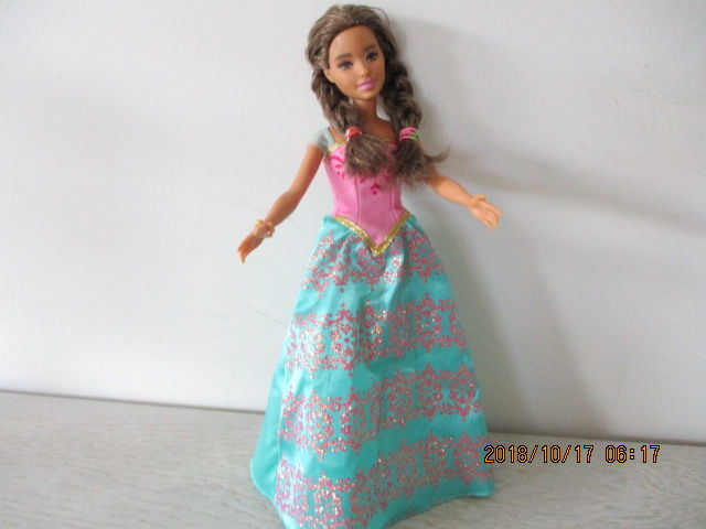 Poup�e 10 Castres (81)