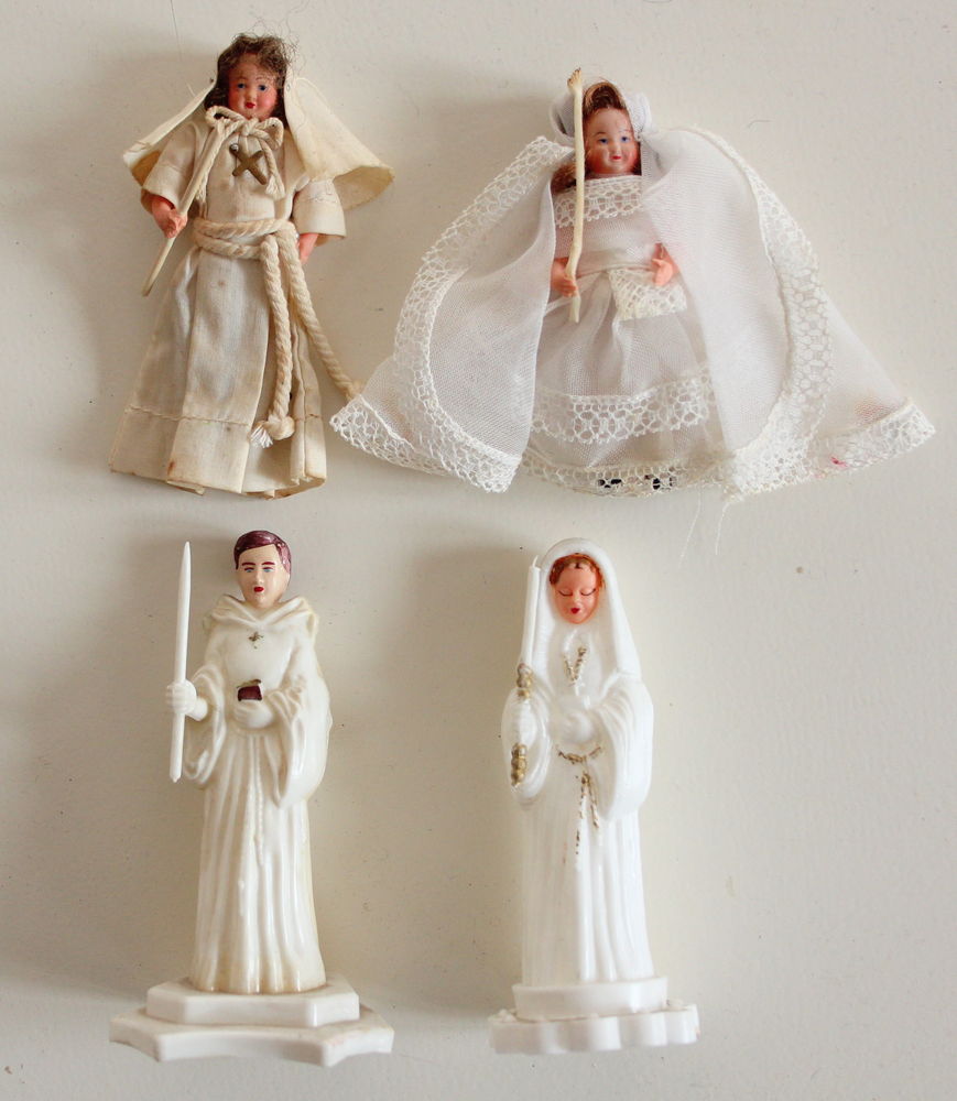 Poup�es ancienne communion 40 Issy-les-Moulineaux (92)
