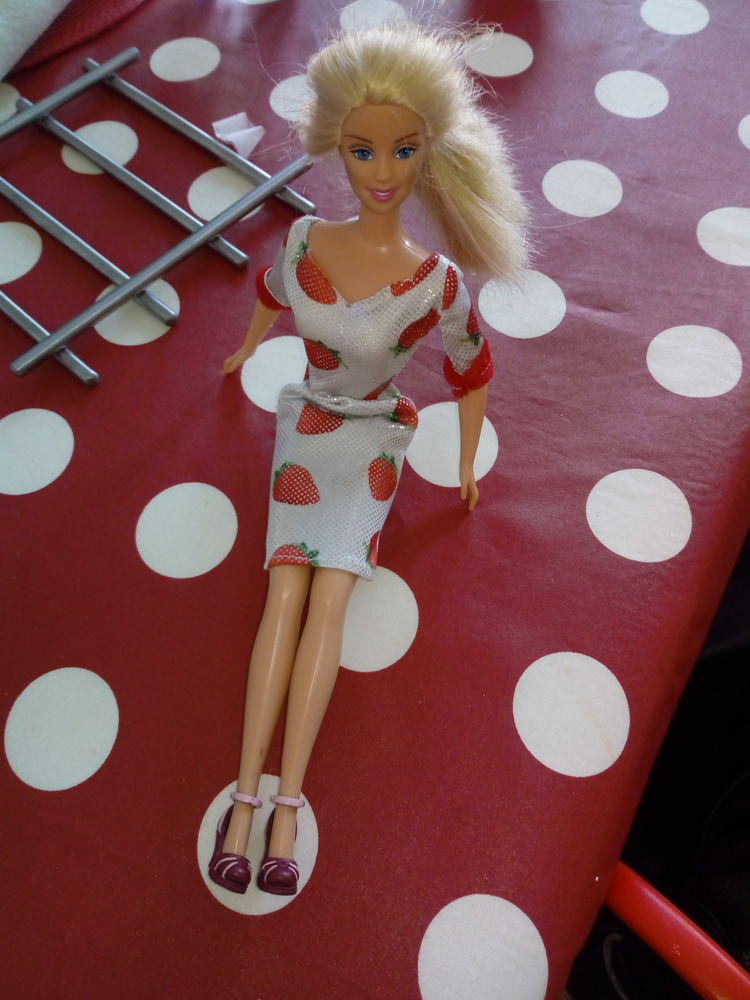 Lot de poupées Barbie et ken 50 Champigny-sur-Marne (94)