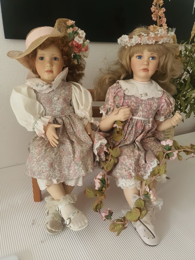 DUO DE POUPEES Caroline et Jessica en  porcelaine 170 Colombes (92)