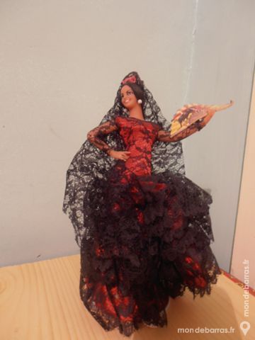 poup�es de collection ann�e 1970 0 Vincennes (94)