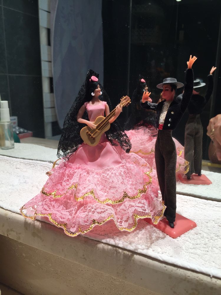 Poup�es de collection. 5 Carqueiranne (83)