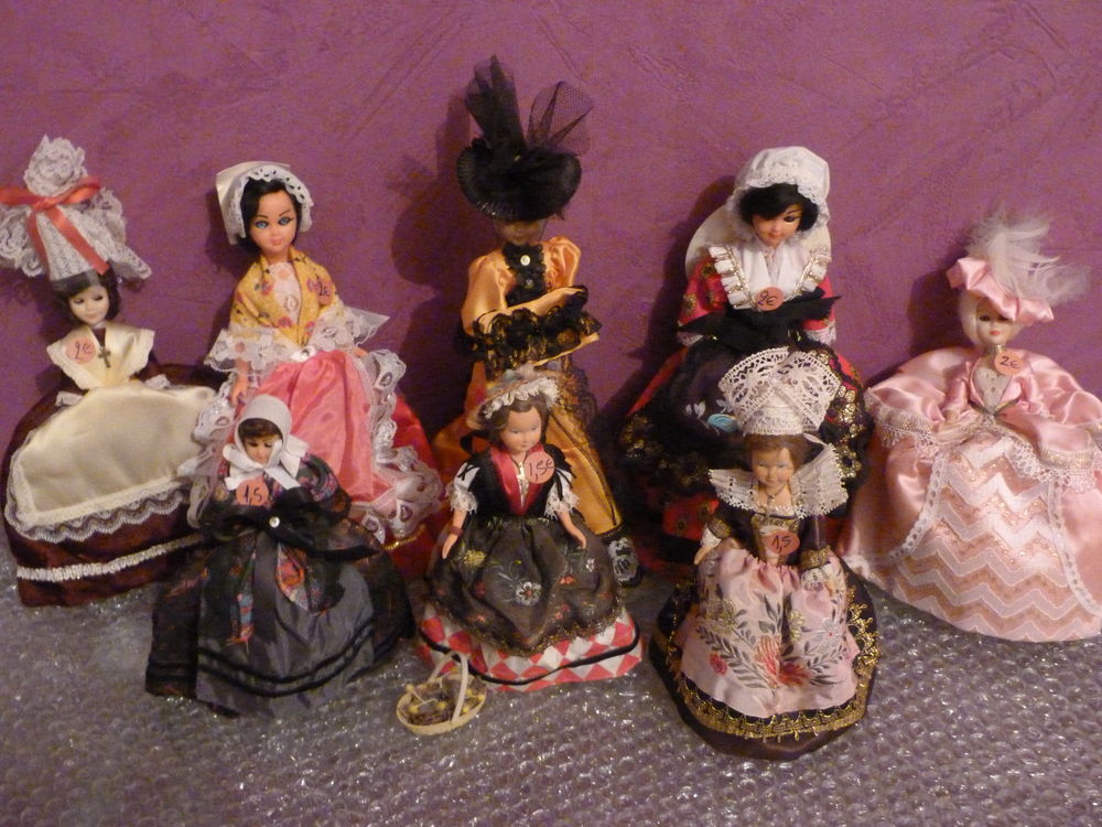 POUPEES COLLECTION 20 Mareuil-sur-Ay (51)