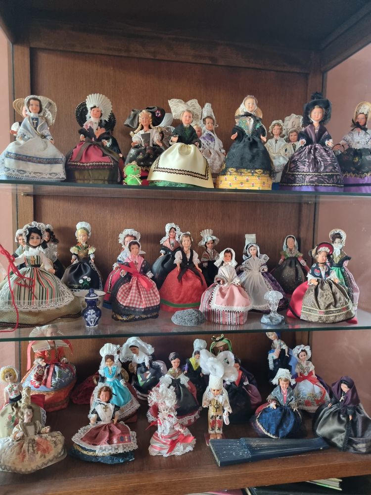 poup�es de 
Poup�es regionales 300 Sept�me (38)