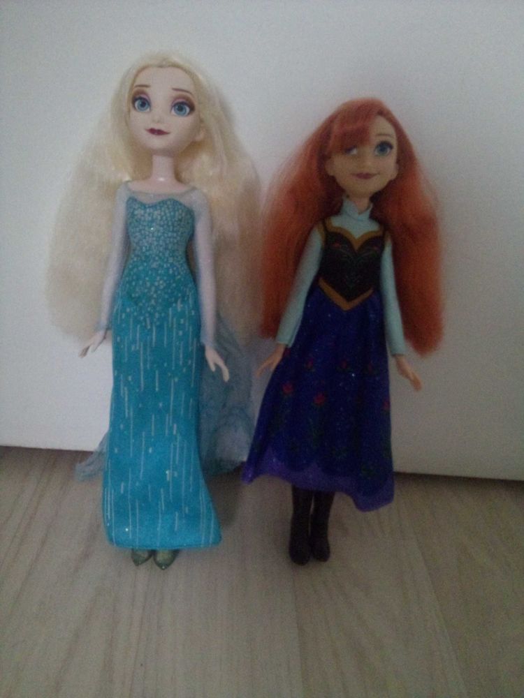 2 poup�es la reine des neige 6 �vreux (27)