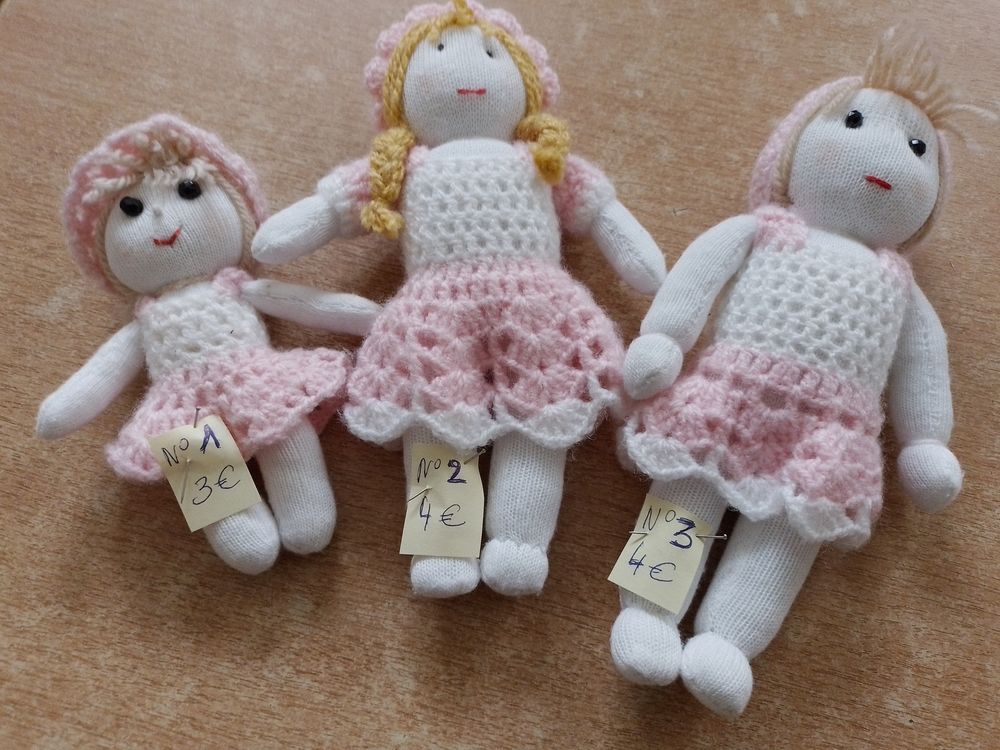 13 POUPEES TRICOT NEUVES 10 �chirolles (38)