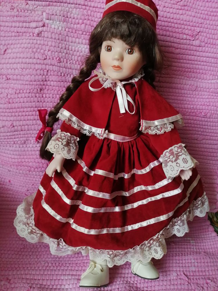 poup�es vintage 15 Montlu�on (03)