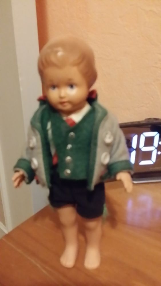 Poupon cellulo�d ou rhodo�d 0 Cusset (03)