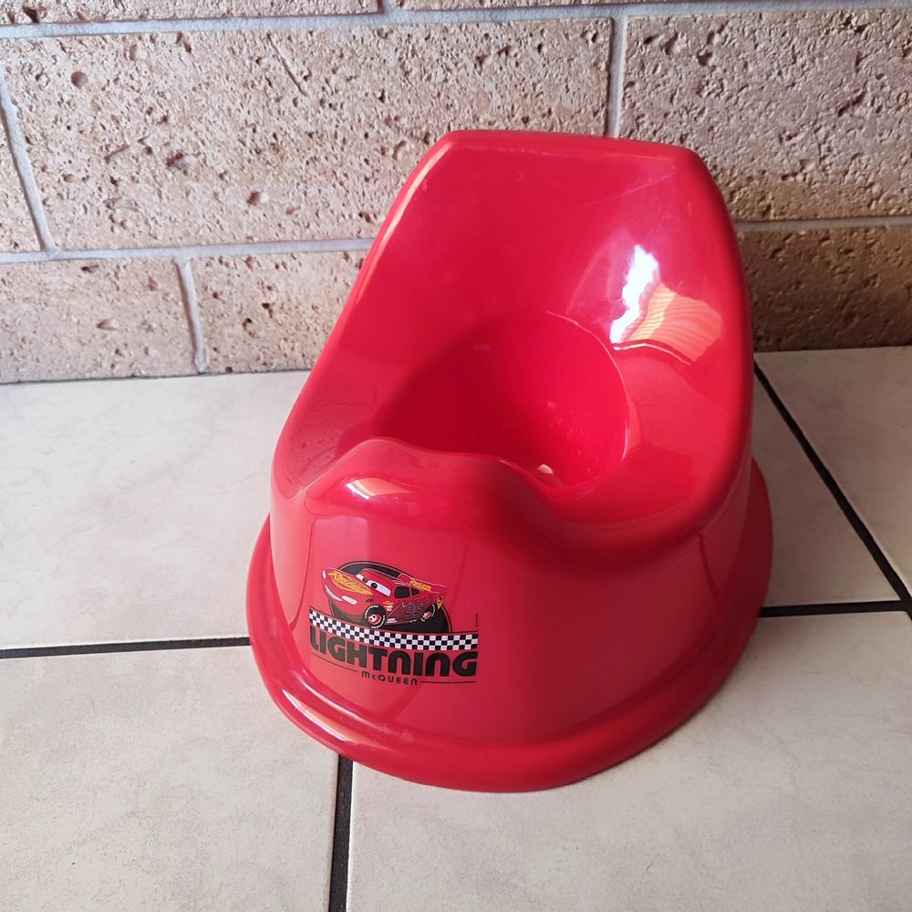 Pot pour b�b� rouge Cars McQueen 5 Le Bourget (93)