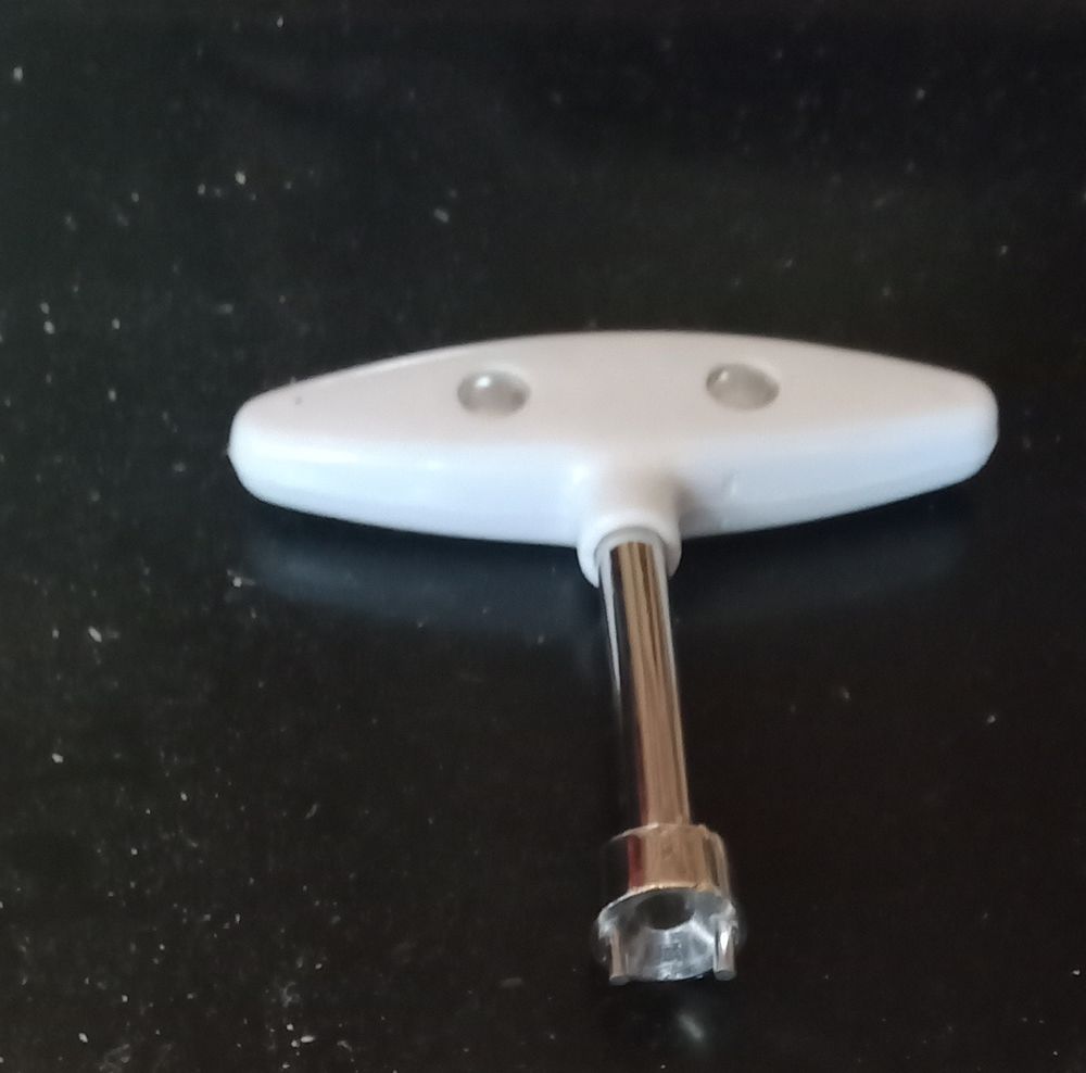 Cl� pour crampons chaussure de golf 5 Beauchamp (95)