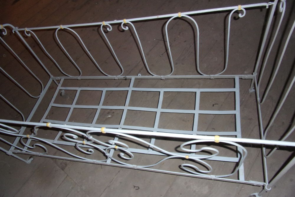 Lit en fer pour faire banquette 50 Maury (66)