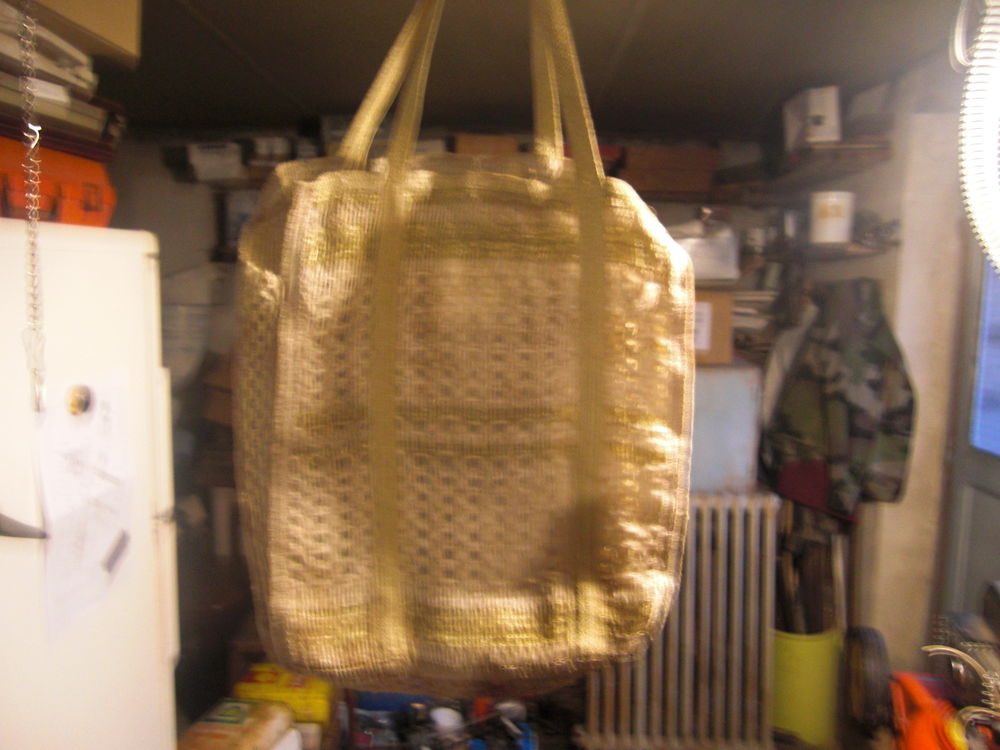 sac pour femme 12 Ambert (63)
