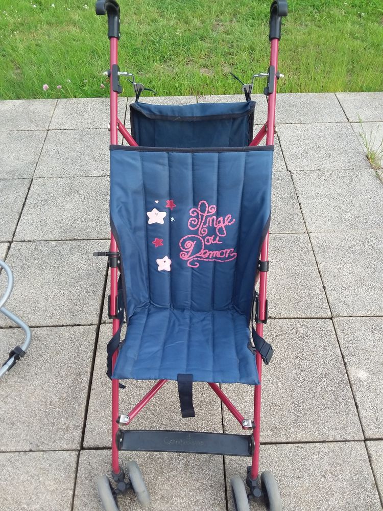 Pousette pliable comptines 15 Faulx (54)